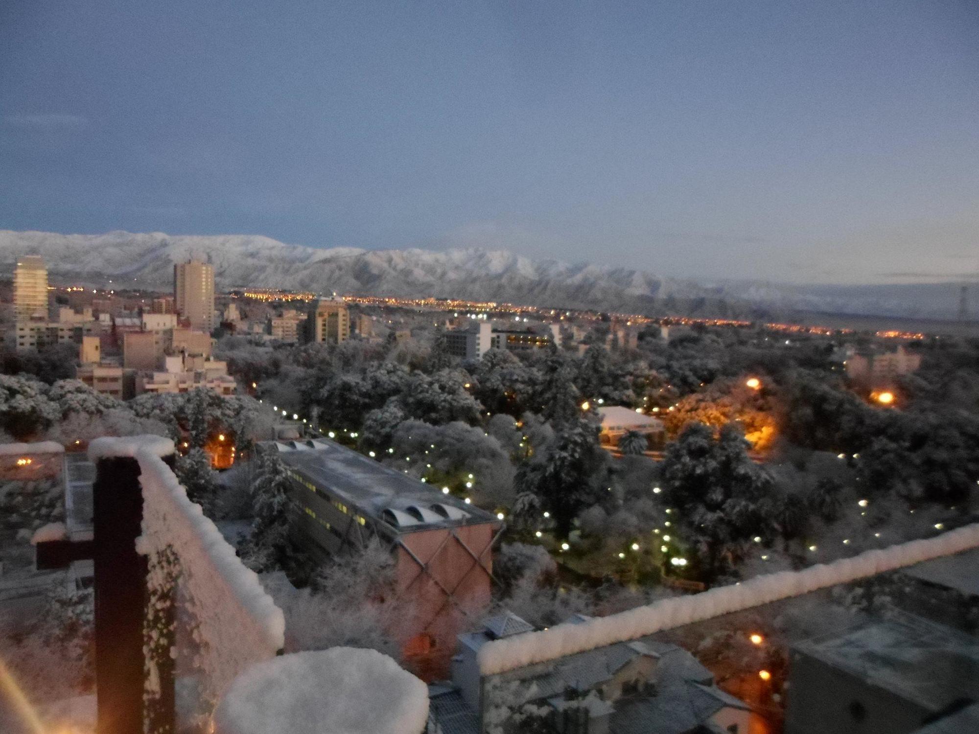 Premium Tower Suites Mendoza Exterior foto